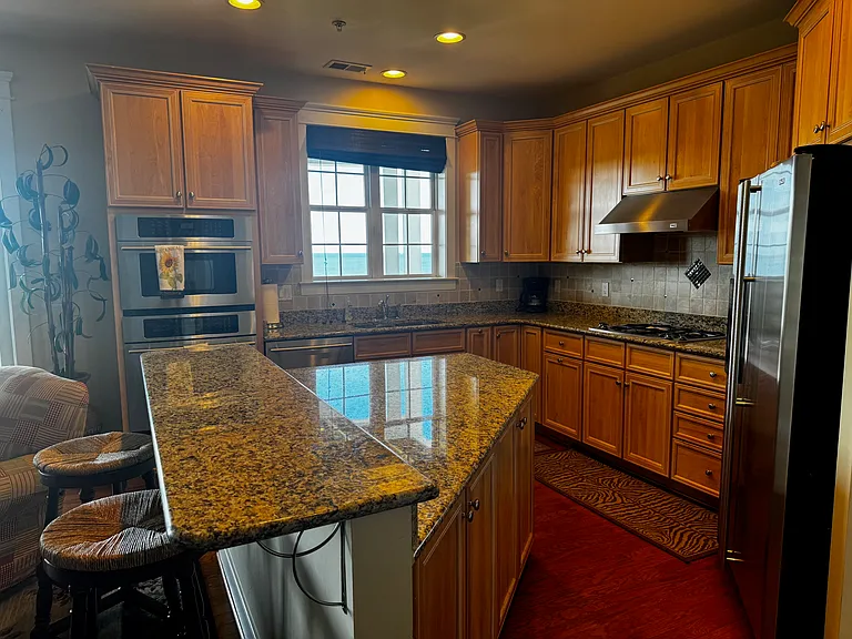 103 Swan Cove Ln #103 — Photo 3