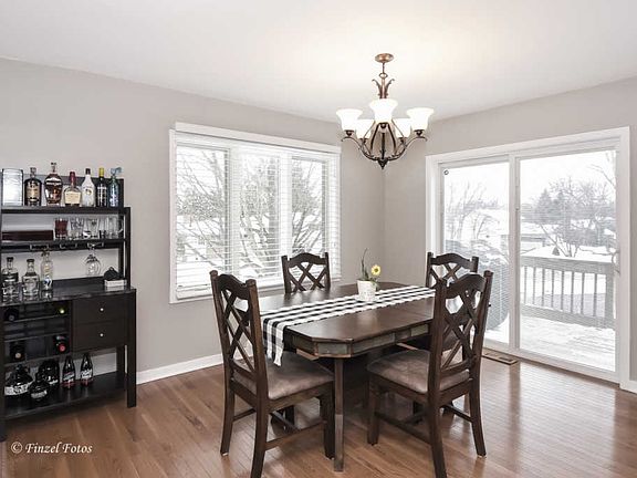 5th image of 940 Tara Dr