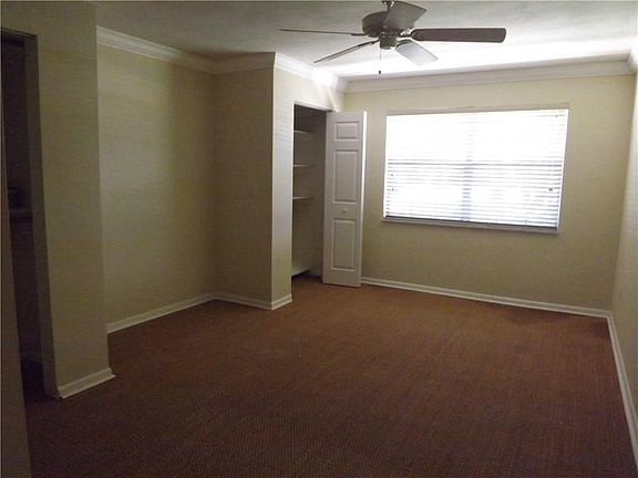 5th image of 2333 Indian River Blvd APT 107