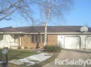224 Sunset Dr, Janesville, WI 53548