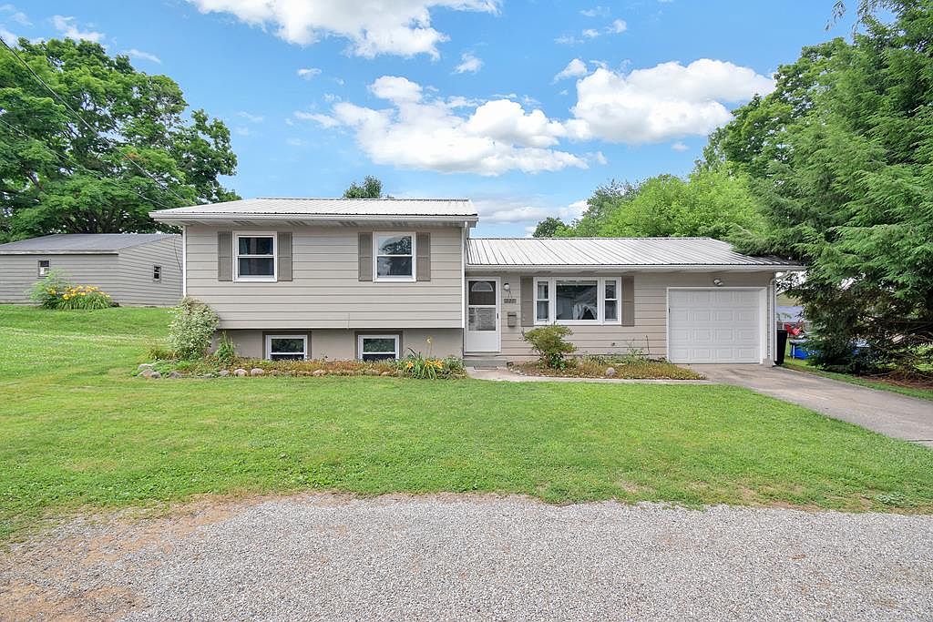 227 Pine Ave, Loudonville, OH 44842 | Zillow