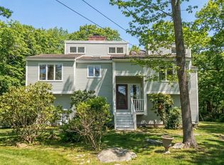 32 Haven Ave, Rockport, MA 01966