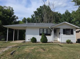 229 W Milton St, Columbia, IL 62236