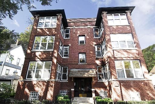 1st image of 7014 N Wolcott Ave #2S