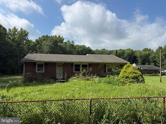 2nd image of 60 Mann Yorketown Rd