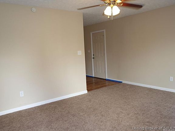 5th image of 216 N Park Street