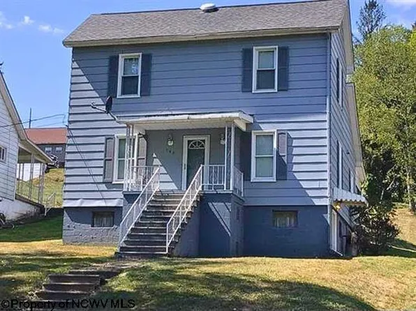 763 Traction Ave, Monongah, WV 26554