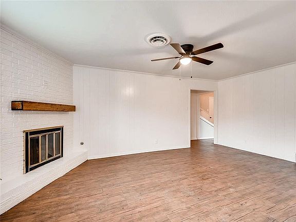 5th image of 1707 Larkspur Dr