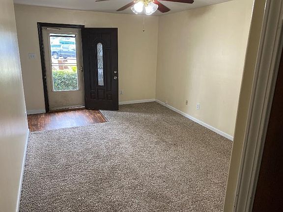 4th image of 811 Phlox Ave