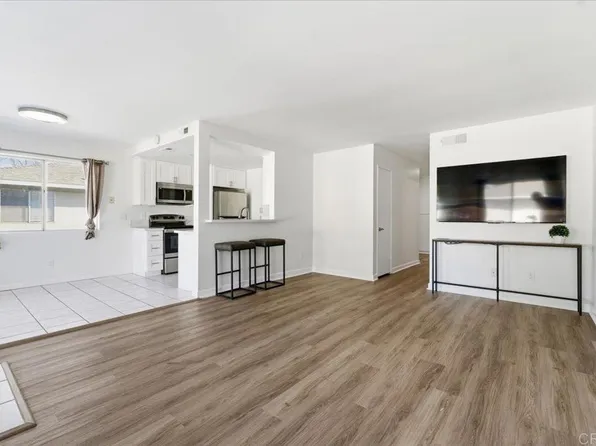 853 Dana Point Way, Oceanside, CA 92058