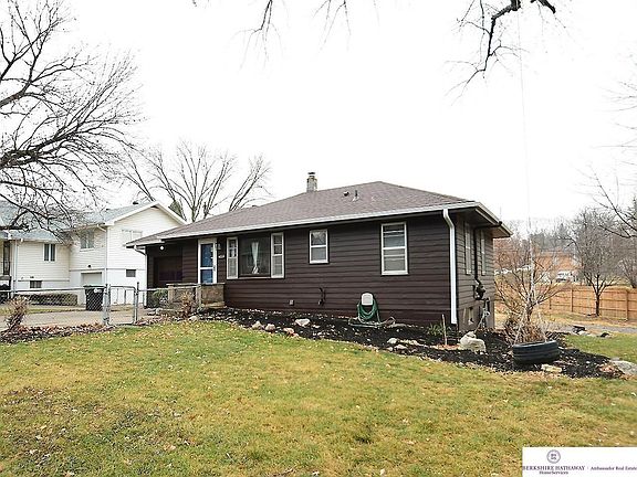 2nd image of 4833 S 46th Ave