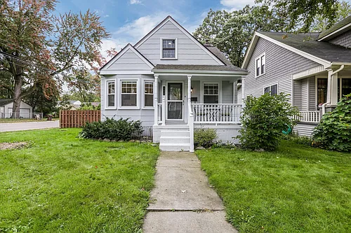 498 Ann St Photo 1