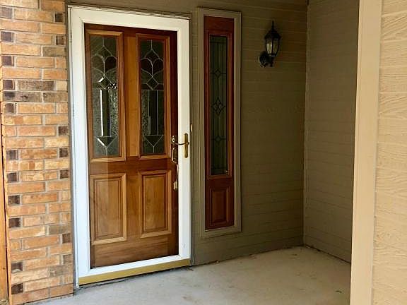 4th image of 3123 Janet Dr
