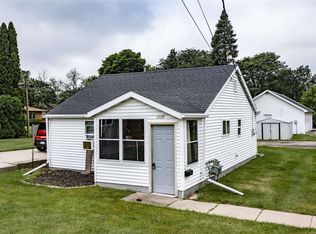 1739 Delaware St, Oshkosh, WI 54902