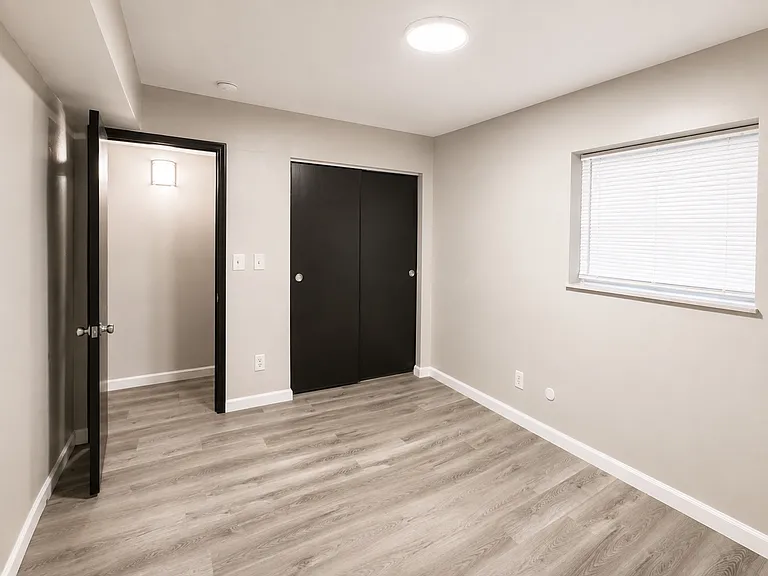 1428 Franklin Ave #A — Photo 11