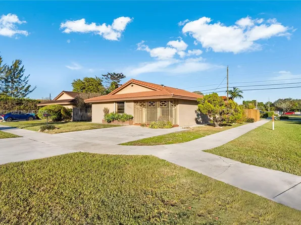 3895 SW 68th Ave, Miami, FL 33155