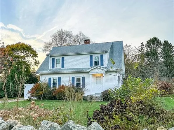 232 Willard Ave, South Kingstown, RI 02879
