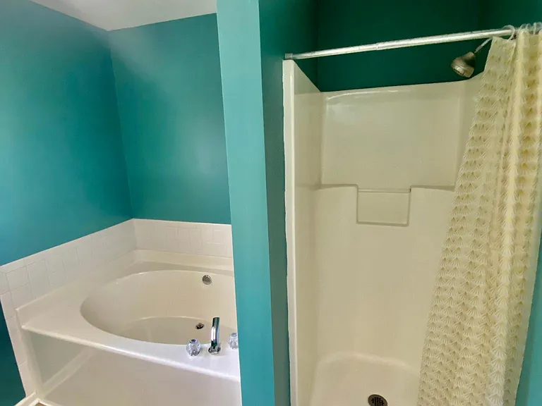 7036 Stoneybrook Dr — Photo 18