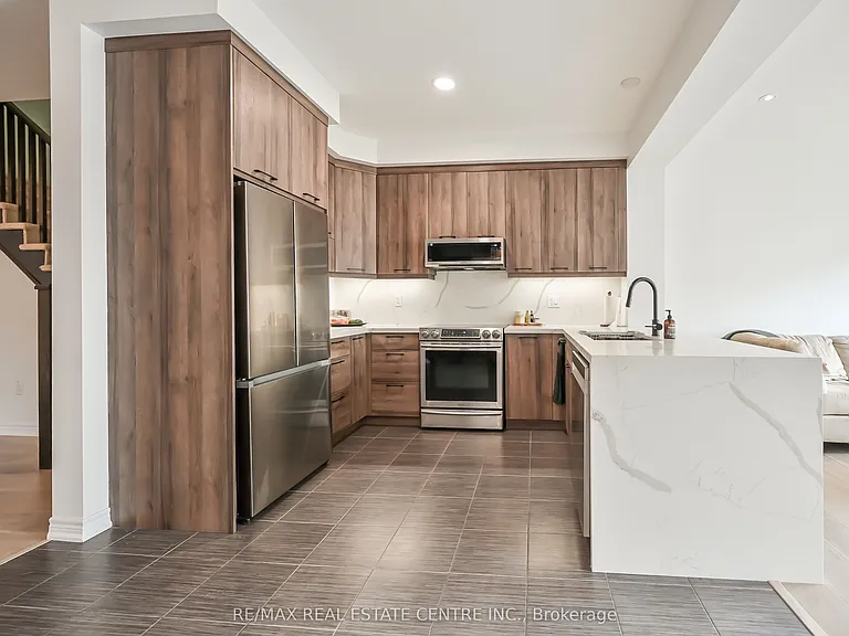 226 Lormont Blvd — Photo 4