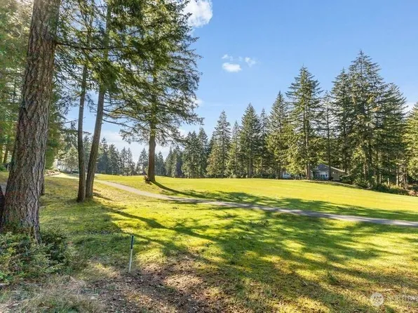 431 E Michelle Drive, Union, WA 98592