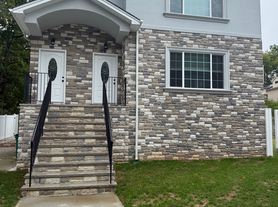 30 Newton St, Staten Island, NY