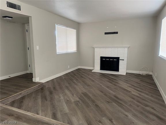 4th image of 6317 Lawton Ave