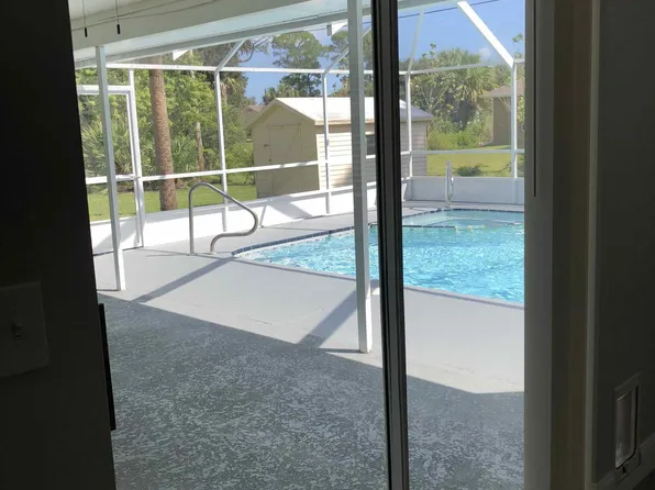 545 Grace St, Sebastian, FL 32958