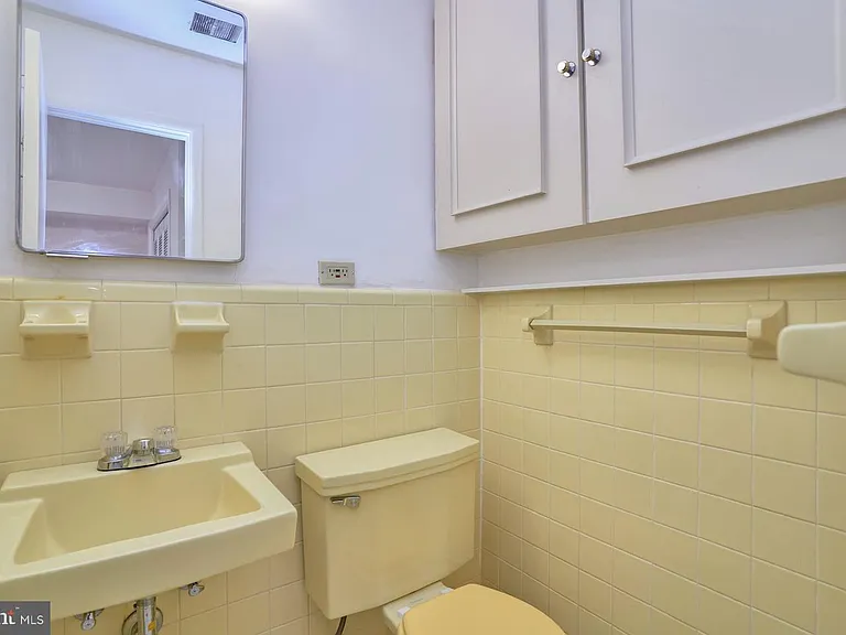 4371 Lee Hwy — Photo 29