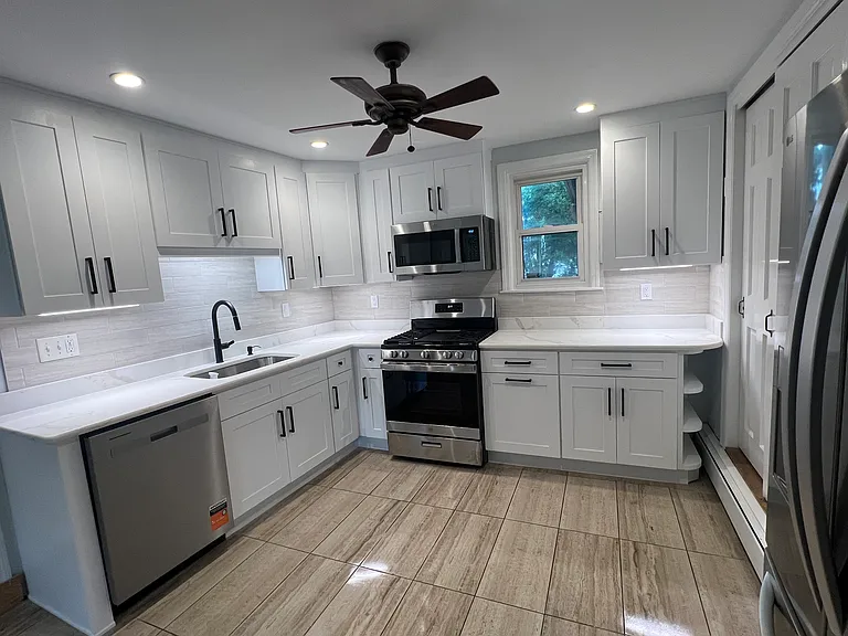 38 Hillsdale Rd — Photo 11
