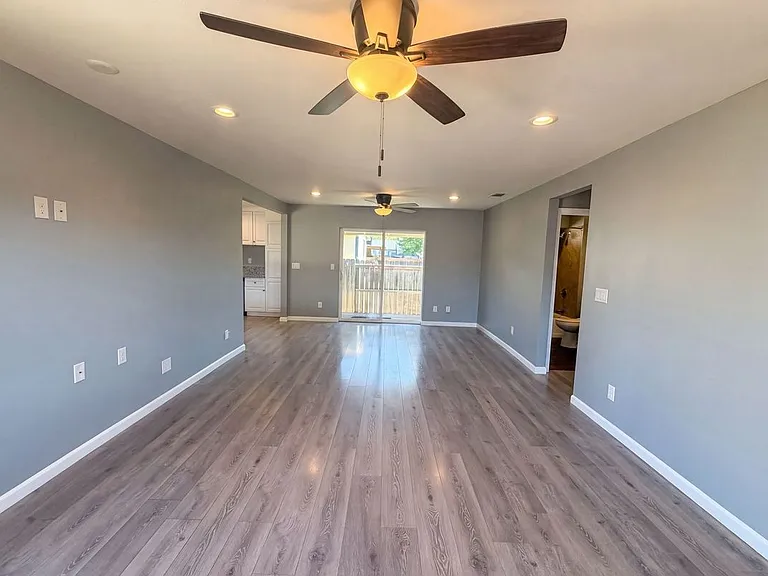 3713 Ripley St — Photo 22