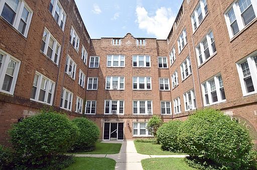 2nd image of 6958 N Wolcott Ave #1