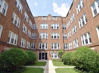 1904 W Morse Ave #2, Chicago, IL 60626