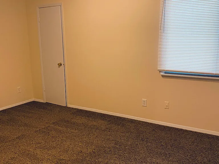 532 Northridge Crossing Dr — Photo 18