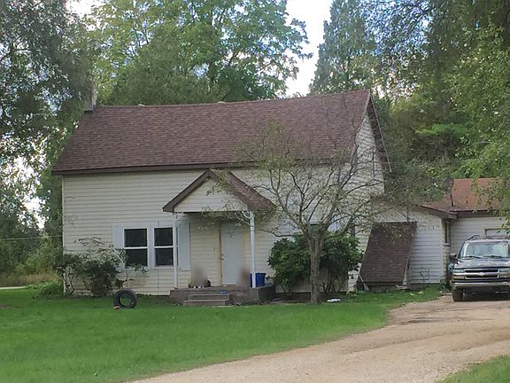 2nd image of 13447 White Creek Ave NE
