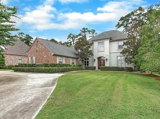 240 Delta Dr, Mandeville, LA 70448