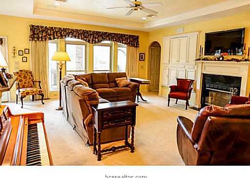 5th image of 12 Tonkawa Dr E