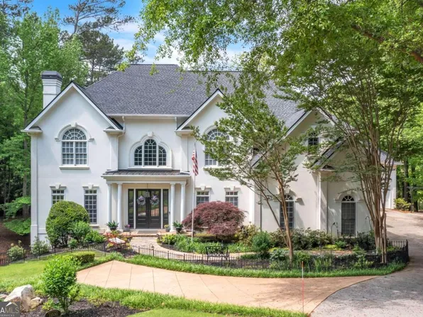 13530 Providence Lake Dr, Milton, GA 30004