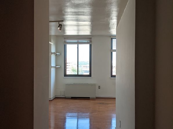 801 N Pitt St APT 606