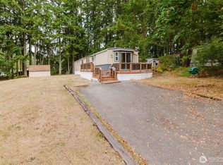 5673 Bethel Rd SE TRAILER 28, Pt Orchard, WA 98367