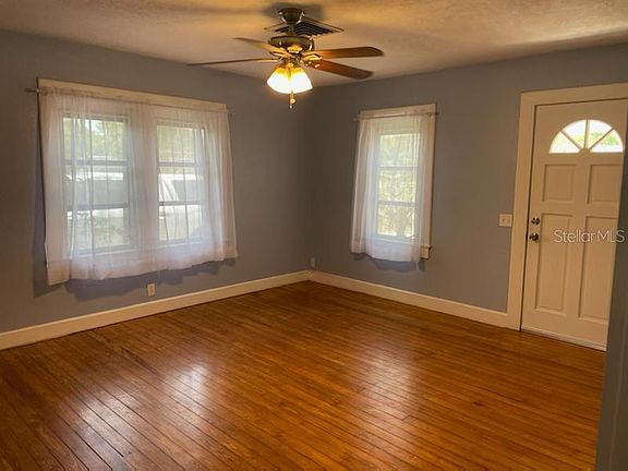 4th image of 1290 Idlewild Dr