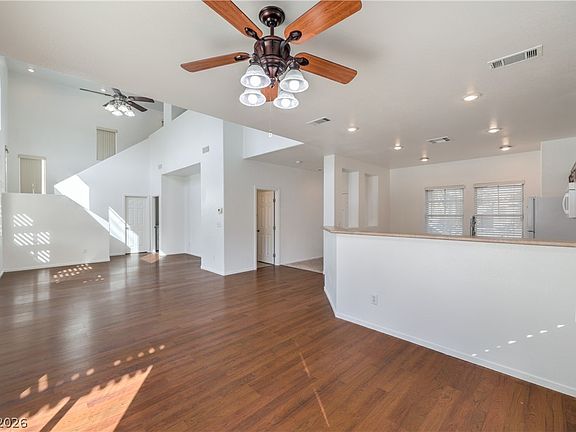 3rd image of 4909 Jade Ridge St