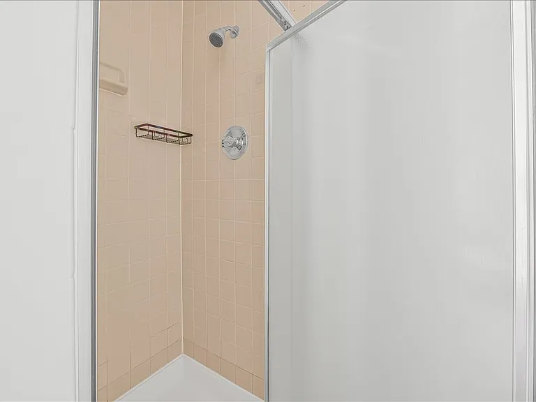 5820 Inman Park Cir #220 — Photo 6
