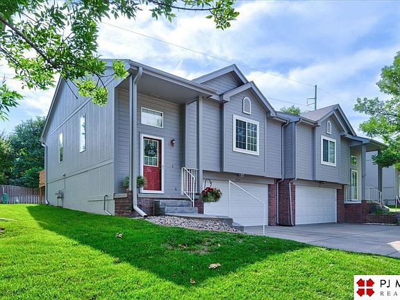 3rd image of 5157 N 144th Ct