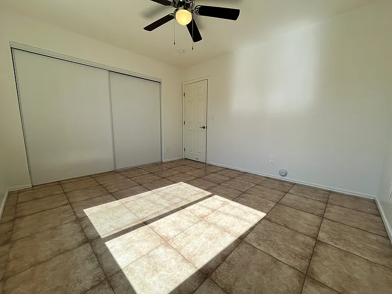 1309 W Cedar St — Photo 13