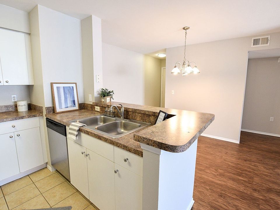 1st image of 180 Laterino Ct #109