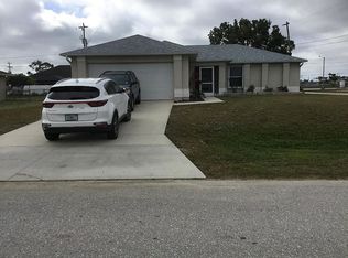720 SW 15th Ter, Cape Coral, FL 33991