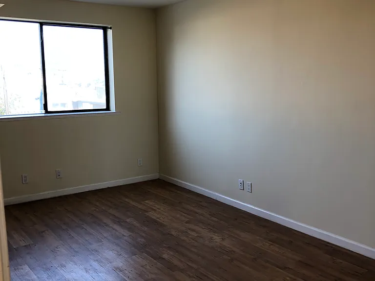 76 Risel Ave #A — Photo 5