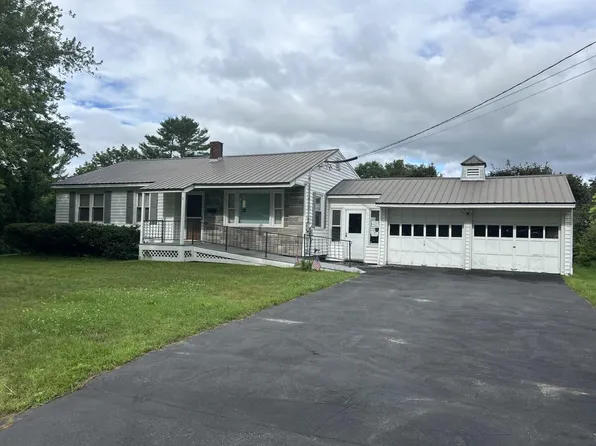 8 Franklin Road, Jay, ME 04239