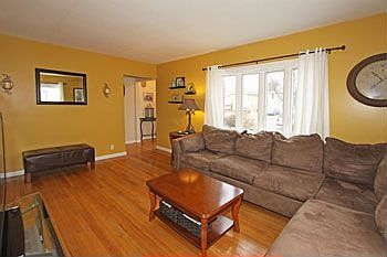 3rd image of 549 S Long Beach Ave