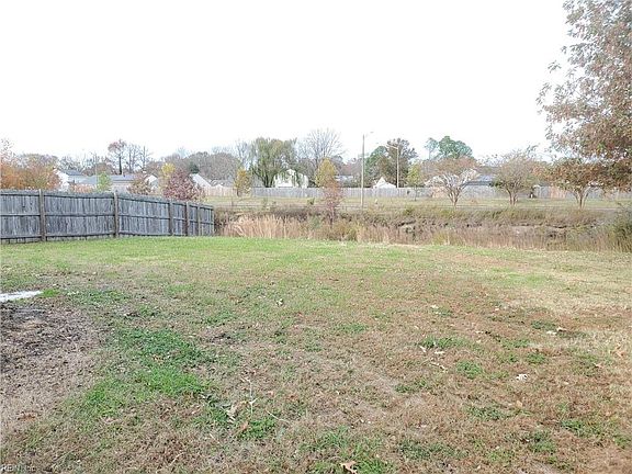 2nd image of 1504 Millington Dr
